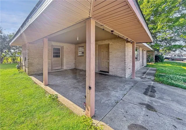 Homes for sale in Houma, LA | 226 Leslie St, Houma, LA 70363 | MLS# 2550037