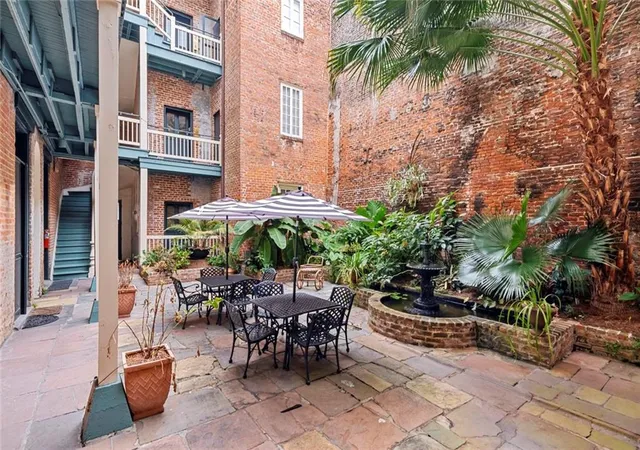 2nd image of 538 Madison St, New Orleans, LA 70116
