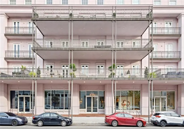 2nd image of 700 Magazine St #517, New Orleans, LA 70130 | MLS# 2548421