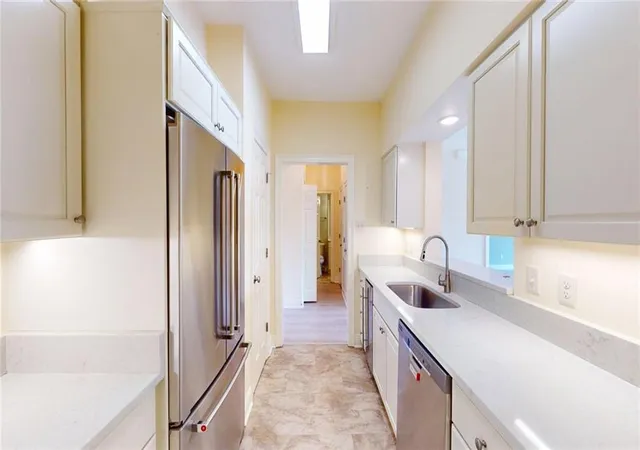 3rd image of 501 Rue St Peter #206, Metairie, LA 70005 | MLS# 2549633
