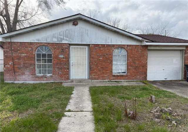 2nd image of 3111 Bacchuss Dr, New Orleans, LA 70114 | MLS# 2550420