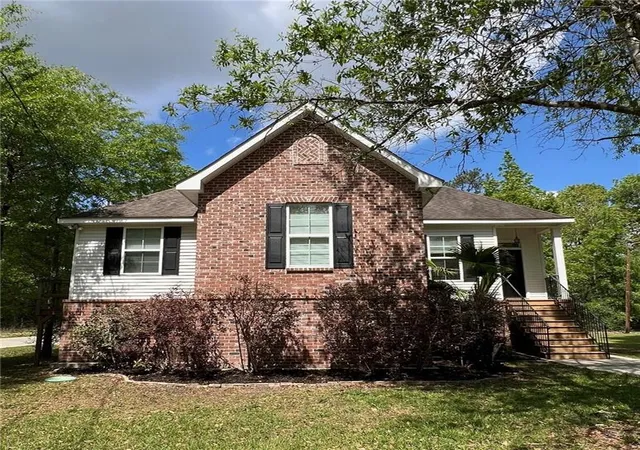 Homes for sale in Slidell, LA | 40571 Hayes Rd, Slidell, LA 70461 | MLS# 2548960