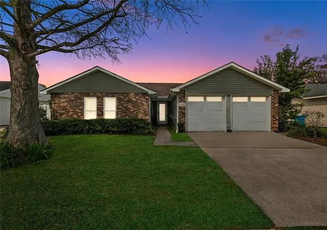 Homes for sale in Destrehan, LA | 3741 Ashton Dr, Destrehan, LA 70047 | MLS# 2550520