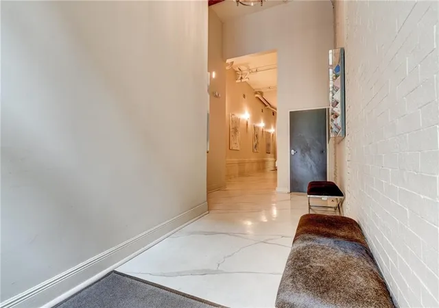 2nd image of 528 Baronne St #401, New Orleans, LA 70113 | MLS# 2550460