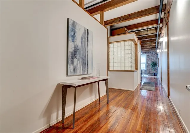 5th image of 528 Baronne St, New Orleans, LA 70113