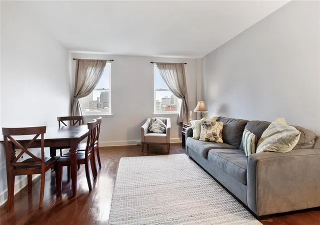 5th image of 1205 St Charles Ave #1213, New Orleans, LA 70130 | MLS# 2550332