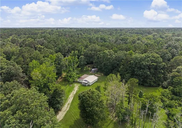 28th image of 23079 Peterson Rd, Mount Hermon, LA 70450 | MLS# 2550283