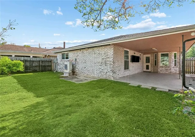 Homes for sale in Metairie, LA | 1705 Persimmon Ave, Metairie, LA 70001 | MLS# 2550482