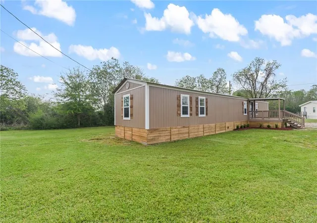 Homes for sale in Mount Hermon, LA | 39637 1056 Hwy, Mount Hermon, LA 70450 | MLS# 2550651
