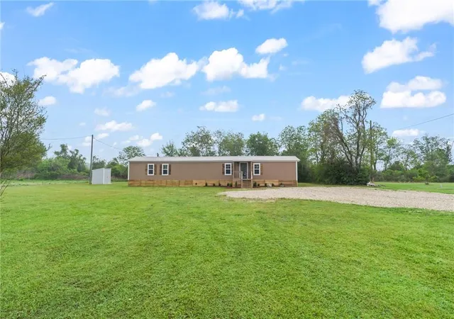 Photo 3 of Single family home for sale at 39637 1056 Highway, Mount Hermon, LA 70450 | MLS# 2550651 | Listing updated on 2026-07-23
