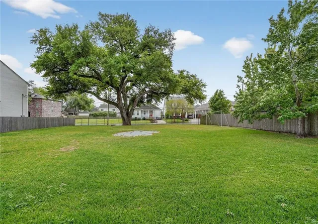 Photo 3 of Land for sale at 337 Stafford Pl, New Orleans, LA 70124 | MLS# 2550763 | Listing updated on 2026-07-24