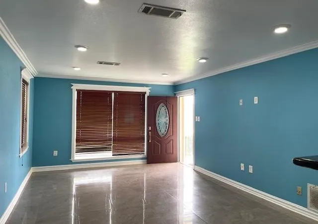 4th image of 12 Gretna Blvd, Gretna, LA 70053 | MLS# 2550119