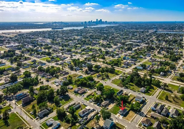 34th image of 1840 Tricou St, New Orleans, LA 70117 | MLS# 2547230