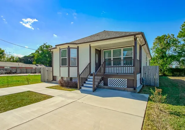 3rd image of 1840 Tricou St, New Orleans, LA 70117 | MLS# 2547230