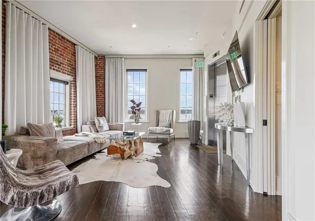 4th image of 208 Bienville St #5, New Orleans, LA 70130 | MLS# 2550202