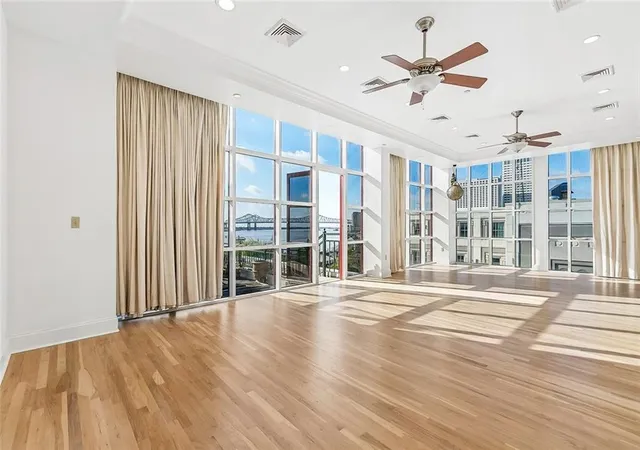 2nd image of 620 Decatur St #F, New Orleans, LA 70130 | MLS# 2550723