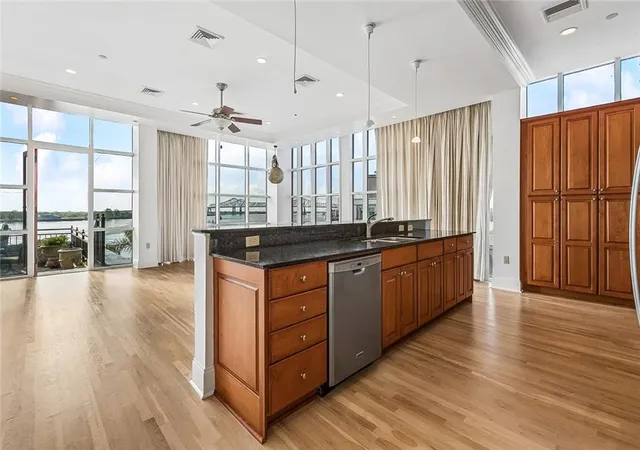 Homes for sale in New Orleans, LA | 620 Decatur St #F, New Orleans, LA 70130 | MLS# 2550723
