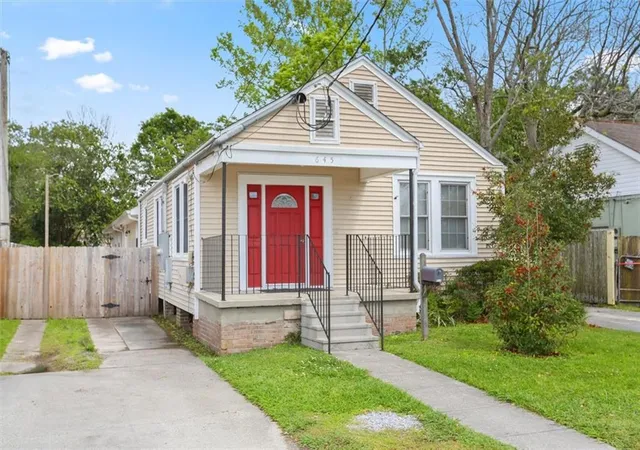 Photo 2 of Single family home for sale at 645 St George Ave, New Orleans, LA 70121 | MLS# 2551012 | Listing updated on 2026-09-29