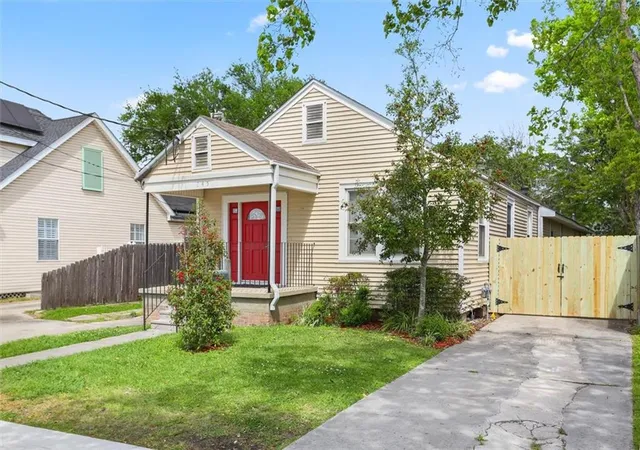 Photo 3 of Single family home for sale at 645 St George Ave, New Orleans, LA 70121 | MLS# 2551012 | Listing updated on 2026-09-29
