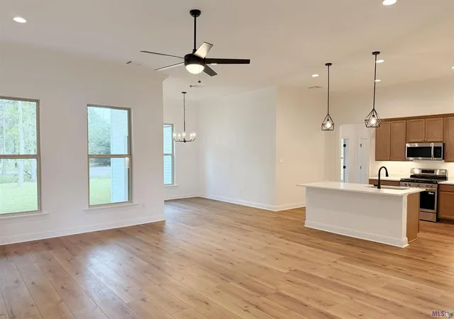Photo 4 of Sale Pending at 64290 Taylor Farms Rd, Pearl River, LA 70452 | MLS# NO2026005925 | Listing updated on 2026-09-01