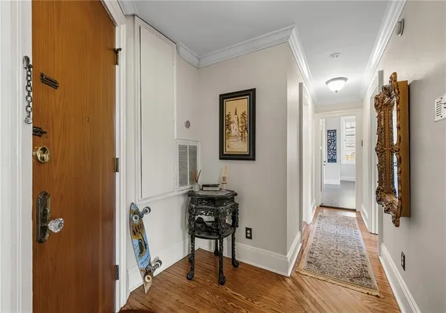4th image of 2801St St Charles Ave, New Orleans, LA 70115