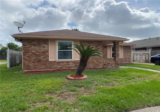 2nd image of 7531 Crestmont Rd, New Orleans, LA 70126 | MLS# 2550643
