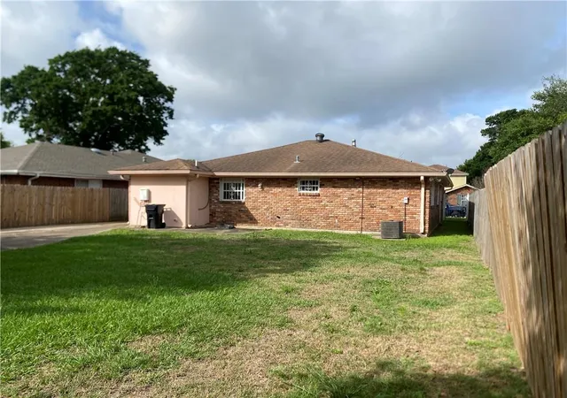37th image of 7531 Crestmont Rd, New Orleans, LA 70126 | MLS# 2550643