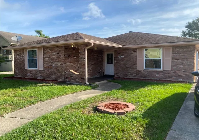 3rd image of 7531 Crestmont Rd, New Orleans, LA 70126 | MLS# 2550643