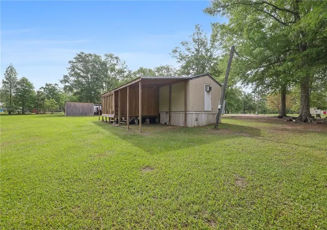 Homes for sale in Springfield, LA | 16520 Pine Ln, Springfield, LA 70462 | MLS# 2551064