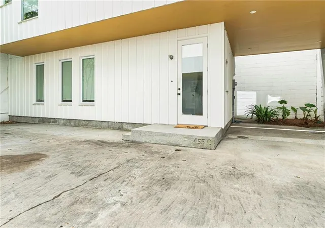2nd image of 455 Ninth St #C, New Orleans, LA 70115 | MLS# 2551179