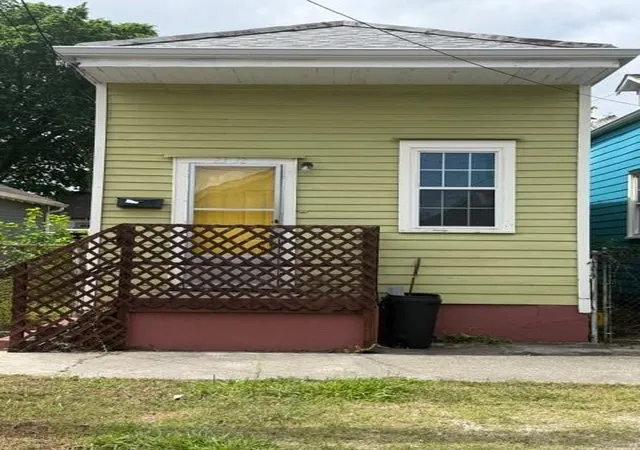 1st image of 2332 Lapeyrouse St, New Orleans, LA 70119 | MLS# 2551204