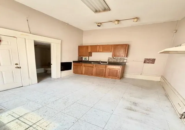 5th image of 2332 Lapeyrouse St, New Orleans, LA 70119 | MLS# 2551204