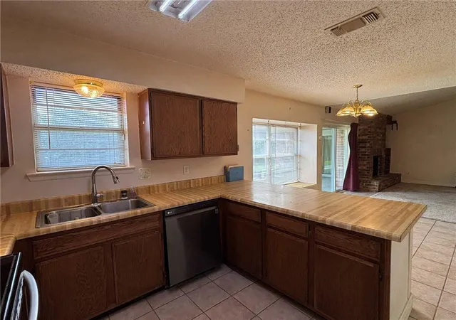 4th image of 4920 White Oak Dr, Marrero, LA 70072 | MLS# 2551190