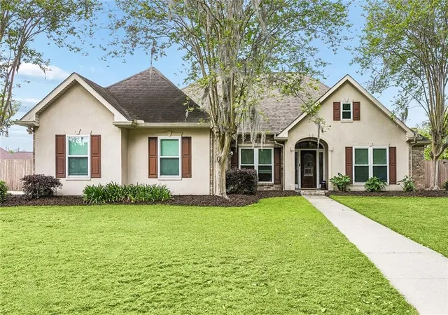 1st image of 150 Riverbend Dr, Belle Chasse, LA 70037 | MLS# 2551214