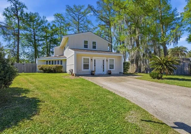 Homes for sale in Destrehan, LA | 17 Waverly Pl, Destrehan, LA 70047 | MLS# 2547738