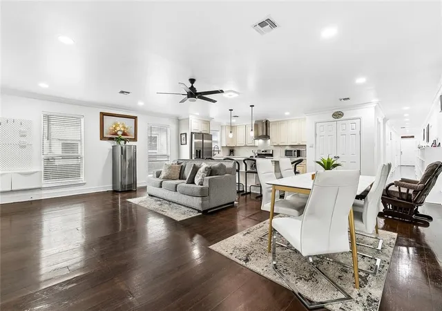 4th image of 9012 Hickory St, New Orleans, LA 70118 | MLS# 2551217