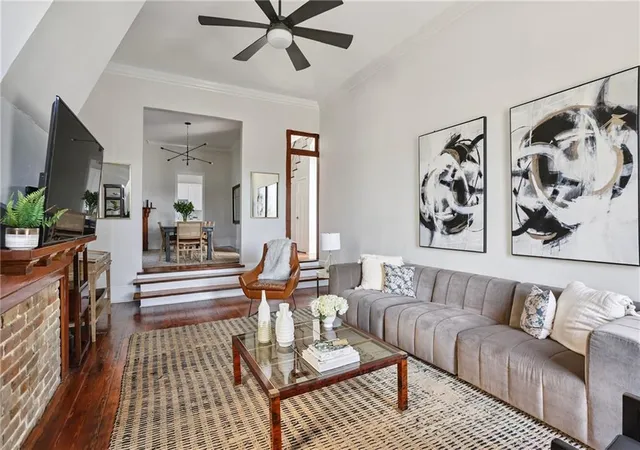 4th image of 4431 Tchopitoulas St, New Orleans, LA 70115 | MLS# 2550290