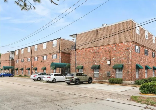 1st image of 3013 Ridgelake Dr #203, Metairie, LA 70002 | MLS# 2550196