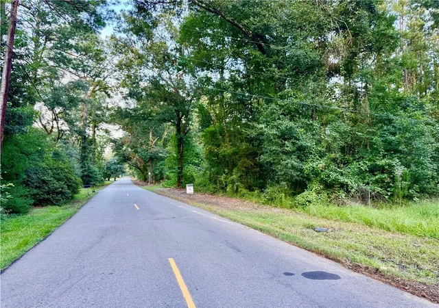 Photo 2 of Land for sale at 17040 E Charbonnet Rd, Ponchatoula, LA 70454 | MLS# 2545878 | Listing updated on 2026-04-06