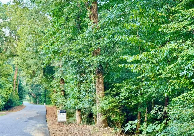 Photo 2 of Land for sale at 17040 E Charbonnet Rd, Ponchatoula, LA 70454 | MLS# 2545878 | Listing updated on 2026-04-06