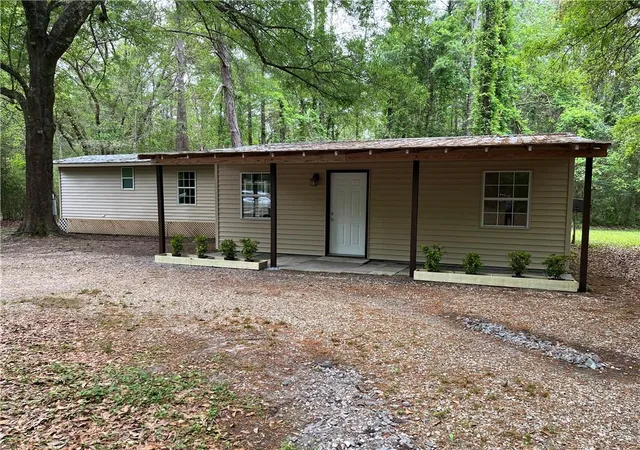 1st image of 21456 Austin Rd, Covington, LA 70435 | MLS# 2547841