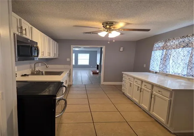 3rd image of 4530 Louisa Dr, New Orleans, LA 70126 | MLS# 2551271