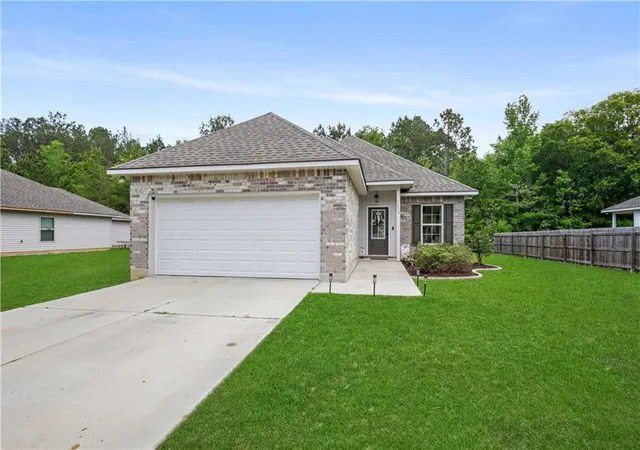 Homes for sale in Robert, LA | 22469 Gemstone Pl, Robert, LA 70455 | MLS# 2551419