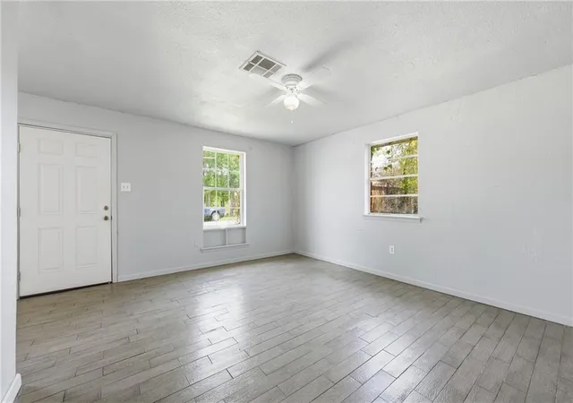 Homes for sale in New Orleans, LA | 2319 Lawrence St, New Orleans, LA 70114 | MLS# 2551607