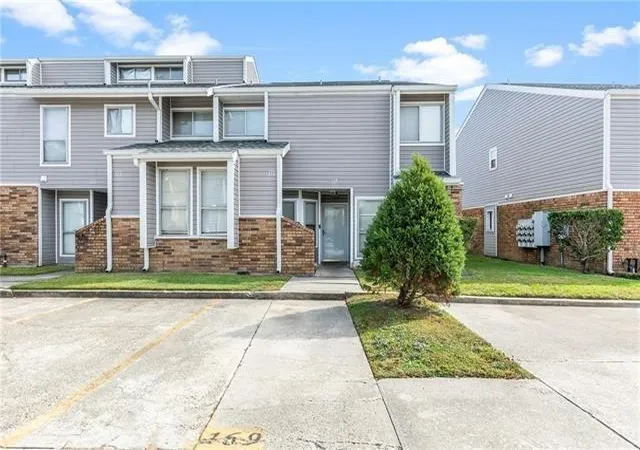 Homes for sale in Kenner, LA | 169 Avant Garde Cir #169, Kenner, LA 70065 | MLS# 2551536