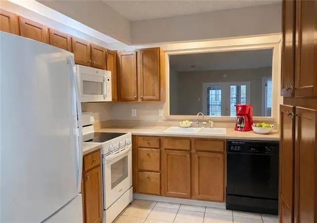 Homes for sale in Kenner, LA | 169 Avant Garde Cir, Kenner, LA 70065