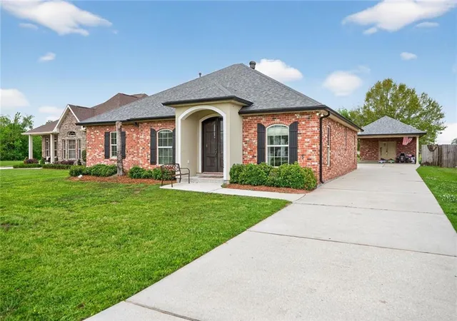 Homes for sale in Belle Chasse, LA | 252 D'Olivier St, Belle Chasse, LA 70037 | MLS# 2550635