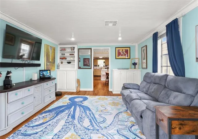 Photo 3 of Single family home for sale at 831 Ave B, Westwego, LA 70094 | MLS# 2551448 | Listing updated on 2026-07-30