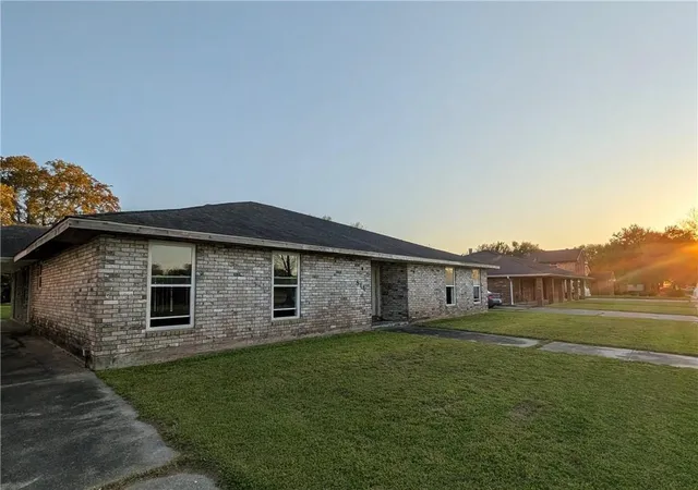 Photo 3 of Single family home for sale at 511 Park Blvd, Braithwaite, LA 70040 | MLS# 2551531 | Listing updated on 2026-07-24