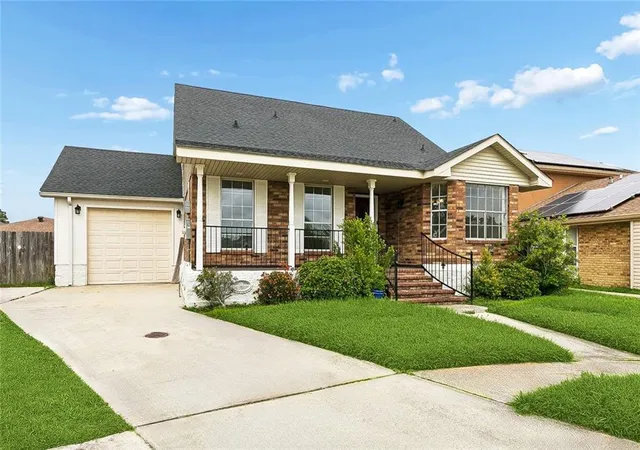 2nd image of 11611 N Adams Ct, New Orleans, LA 70128 | MLS# 2551666